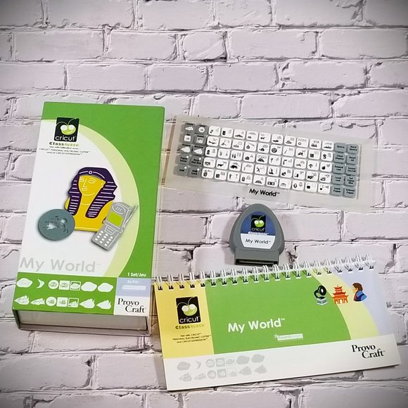 CRICUT - My World - Provo Craft 2007 - Picture 1 of 5